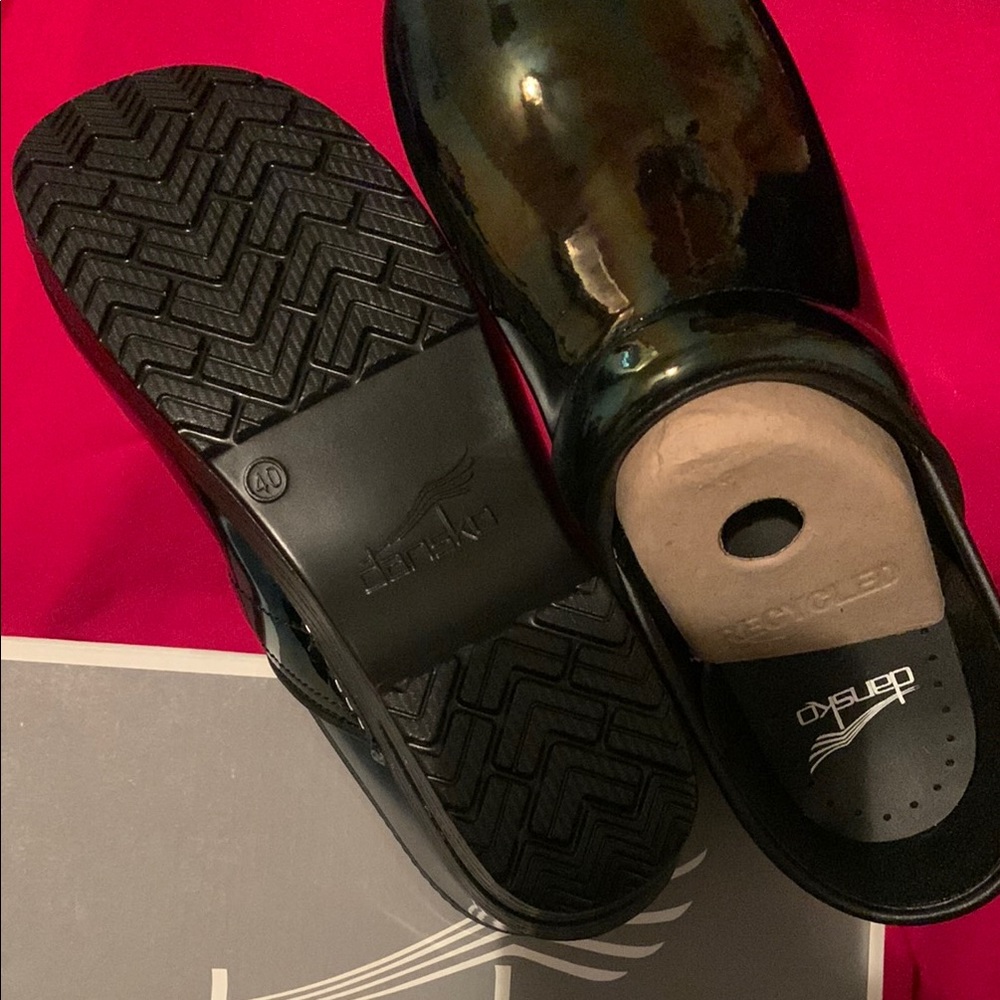 Dansko Black Slippers Comfortable Slip-On Design - Picture 2 of 7